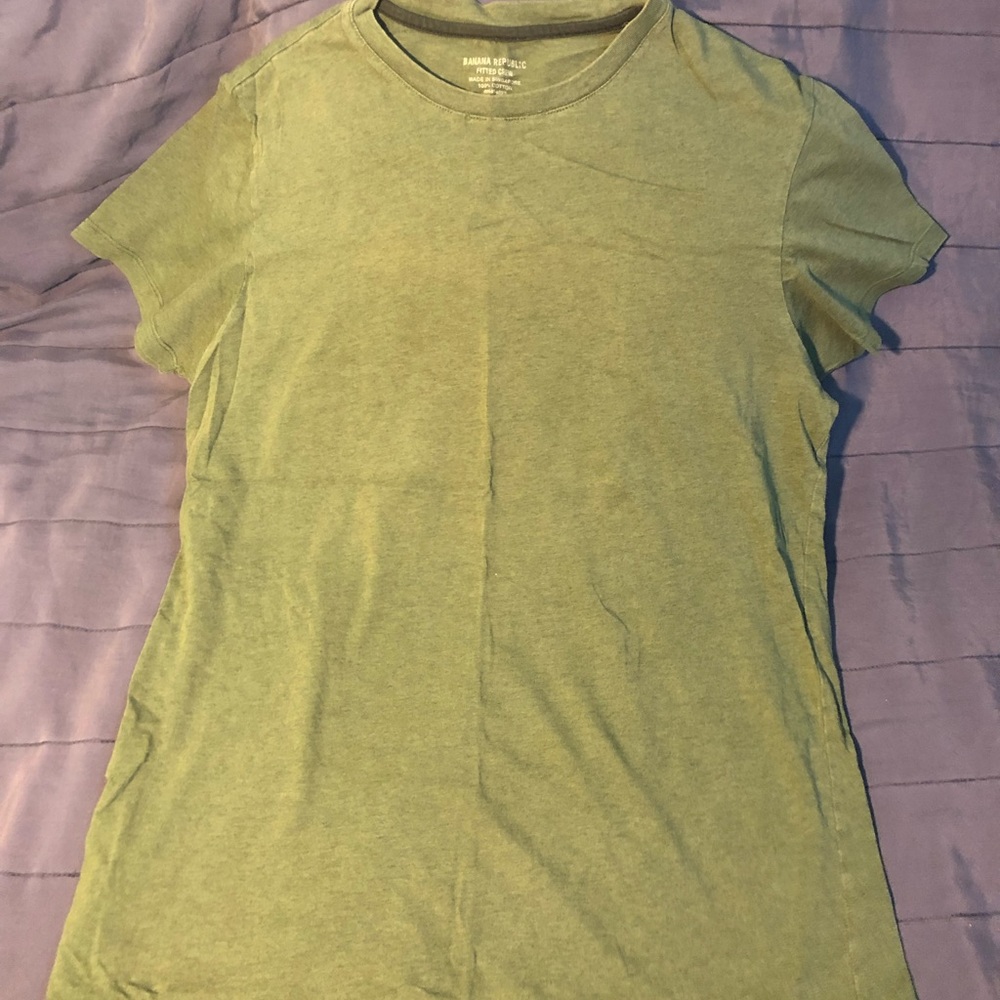 Green tshirt for men
